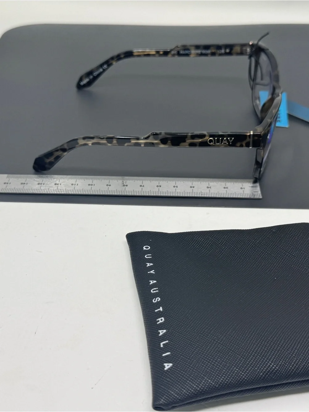 Quay Mini Hardwire Blue Light Glasses reading glasses +2.00 tortoise